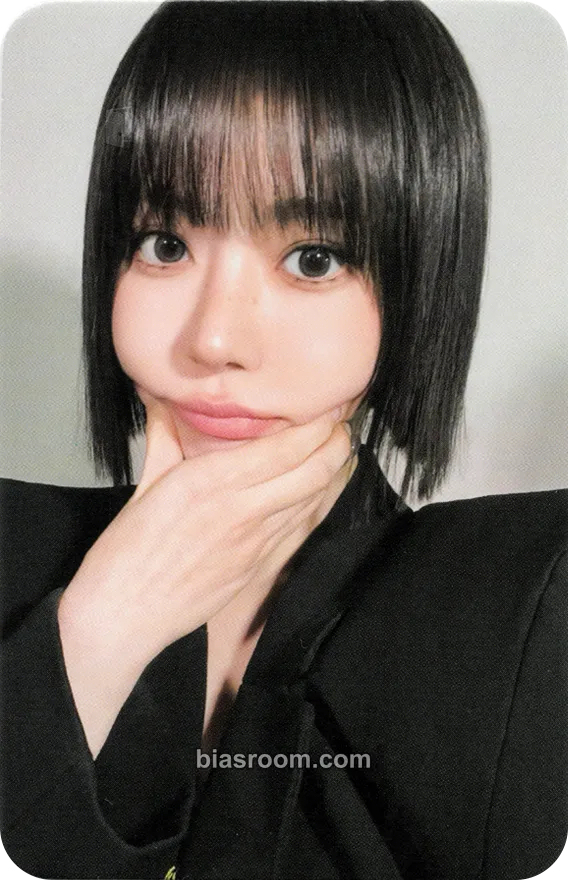 Sakura PUREFLOW pt.1 Photocard - LE SSERAFIM - LE SSERAFIM K-pop photocard