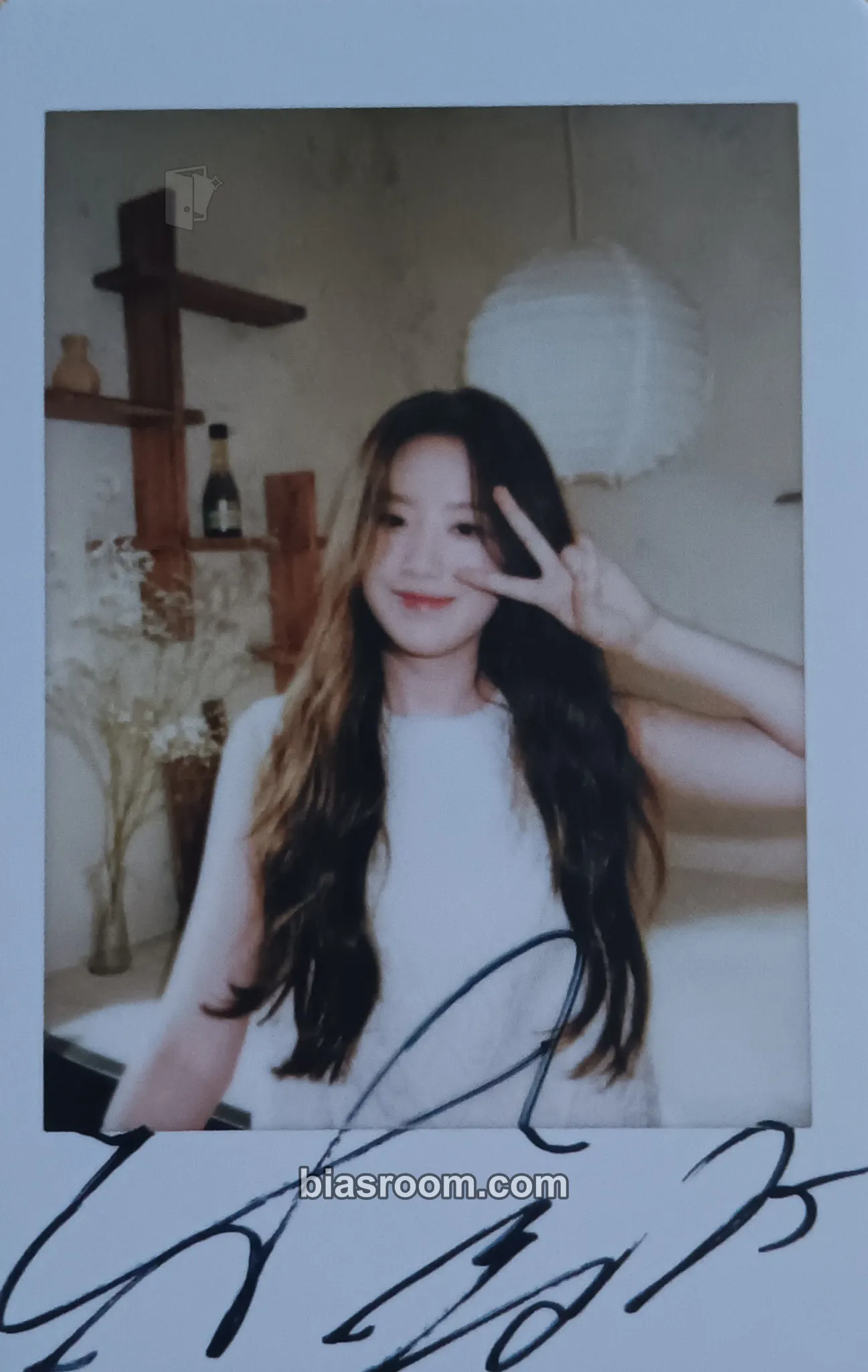 Shuhua Shuhua x Spotlight Magazine Photocard - i-dle - i-dle K-pop photocard