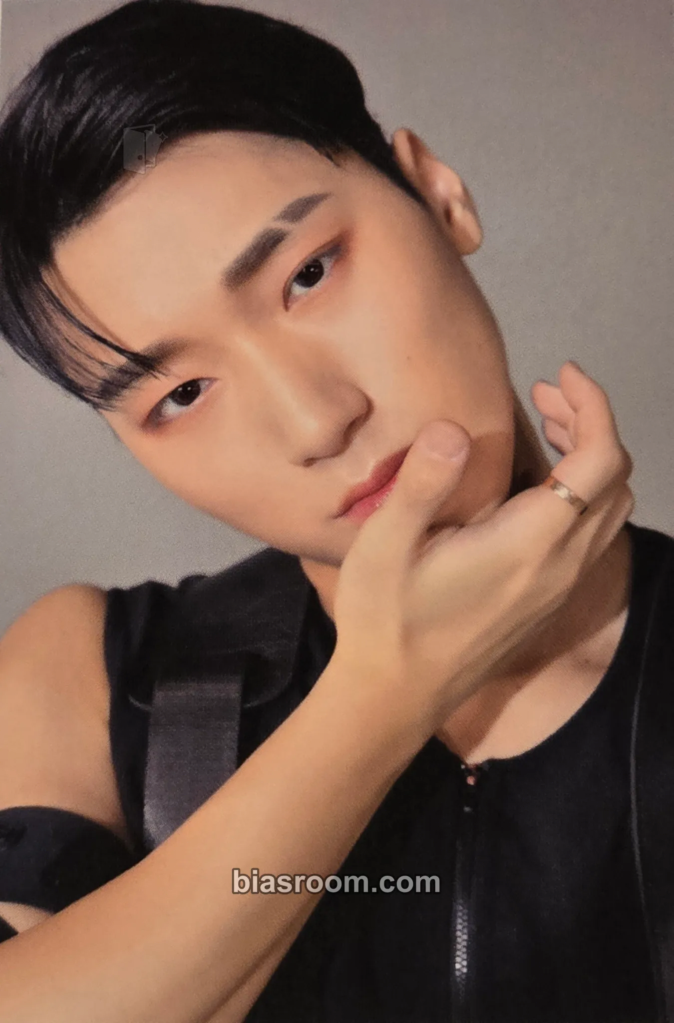 San The Fellowship : Break The Wall World Tour 2022 - 2023 Photocard - ATEEZ - ATEEZ K-pop photocard
