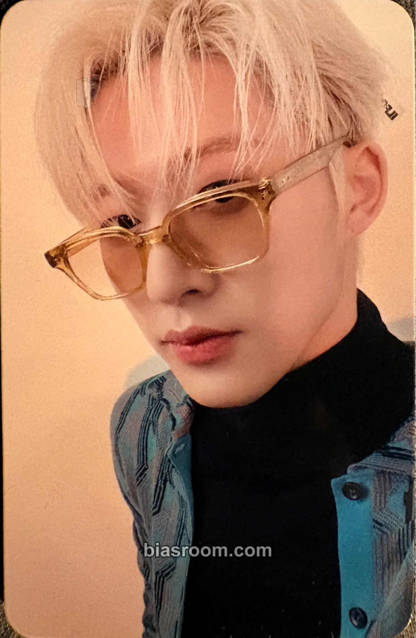 B.I 2021 Seasons Greetings - B의 기록 Photocard - B.I K-pop photocard