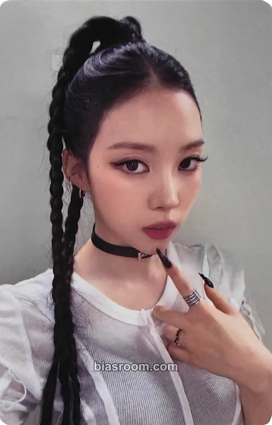 Narin MY EYES OPEN VVIDE Photocard - MEOVV - MEOVV K-pop photocard