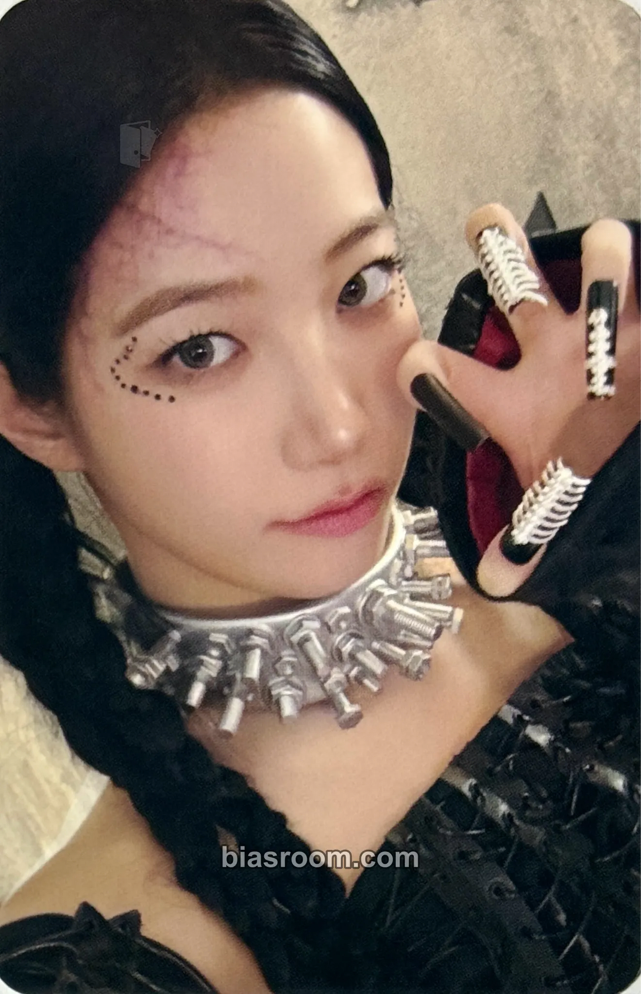 Kazuha PUREFLOW pt.1 Photocard - LE SSERAFIM - LE SSERAFIM K-pop photocard