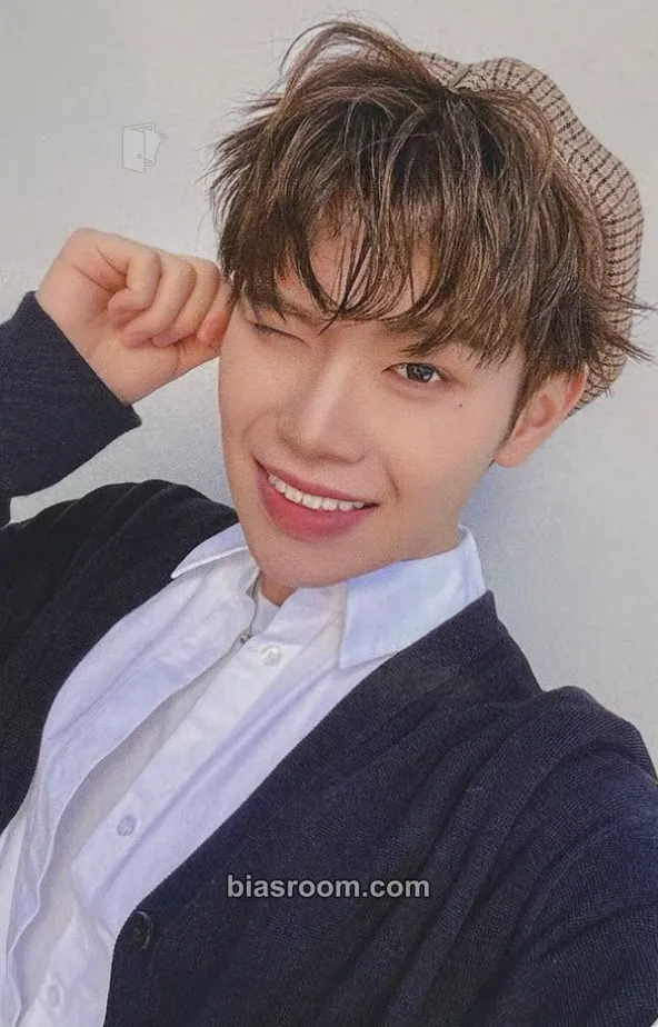 Taerae Prezent Photocard - ZEROBASEONE - ZEROBASEONE K-pop photocard