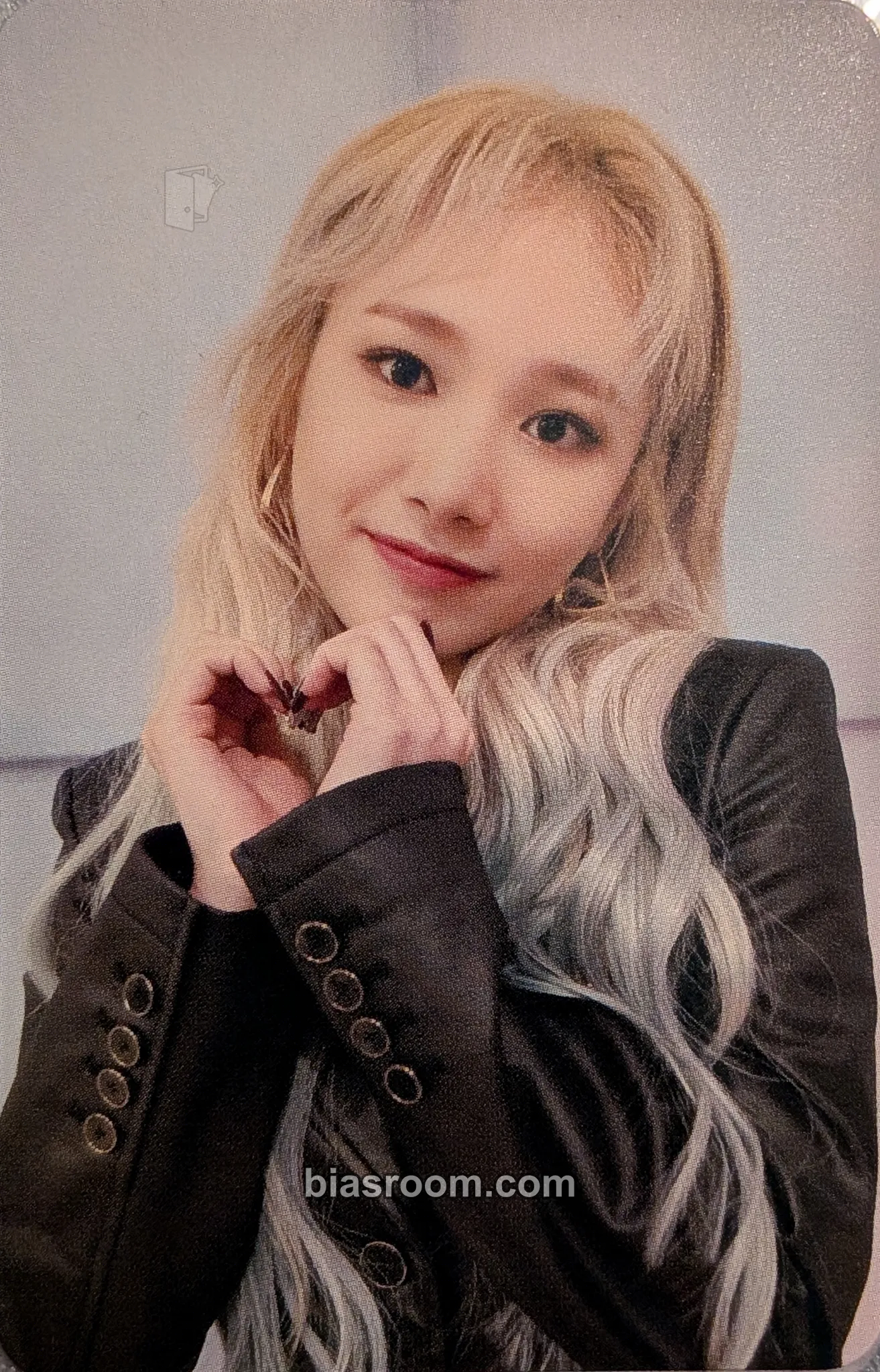 Mia Reminiscence Photocard - EVERGLOW - EVERGLOW K-pop photocard