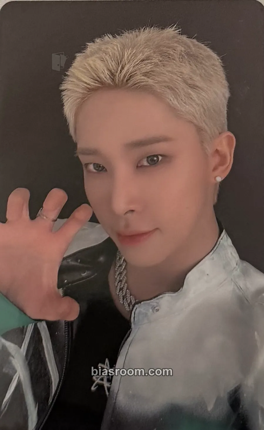 Leon Chameleon Photocard - TRENDZ - TRENDZ K-pop photocard