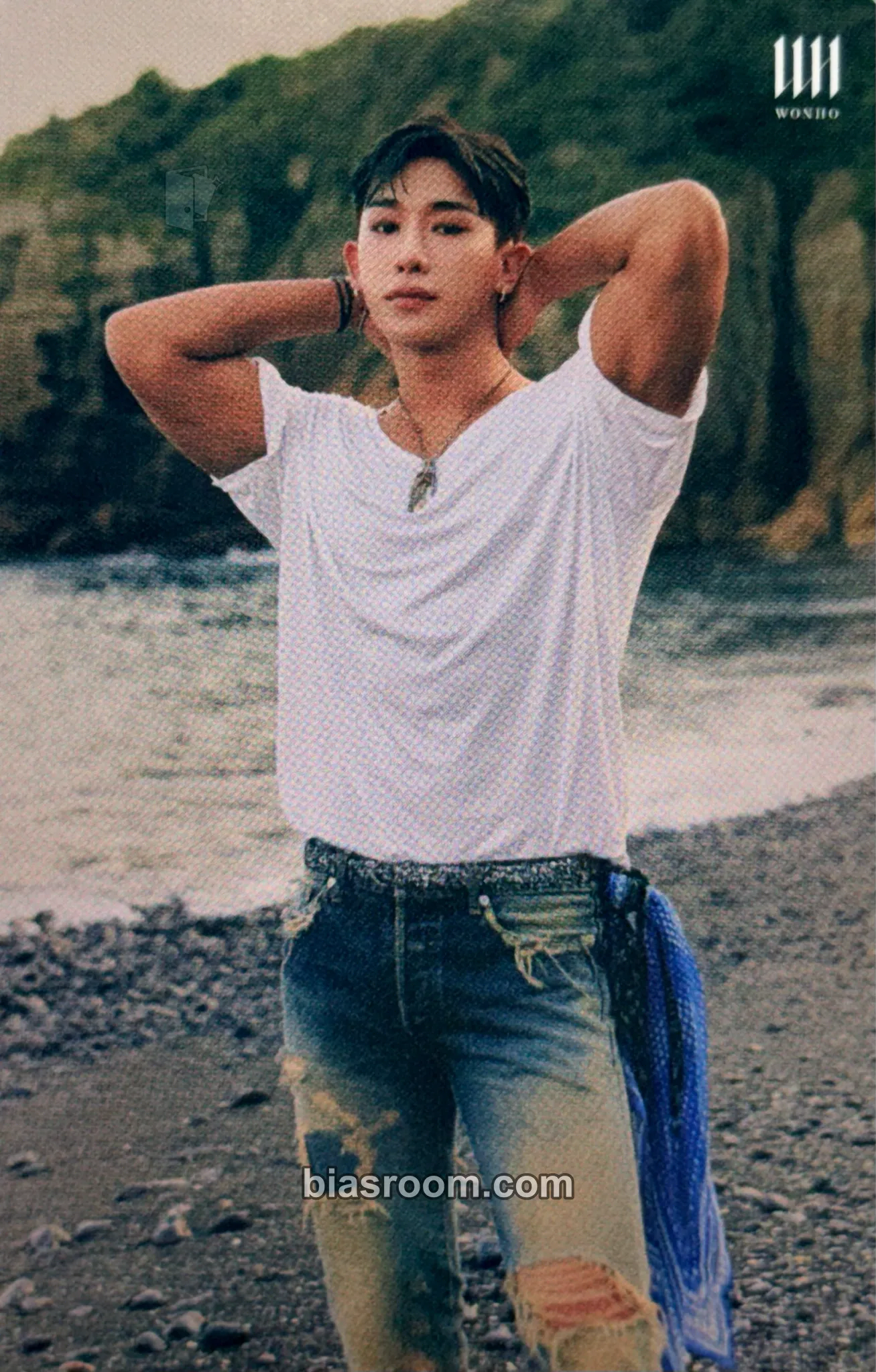 Wonho On The Way ~抱きしめるよ~ Photocard - Wonho K-pop photocard