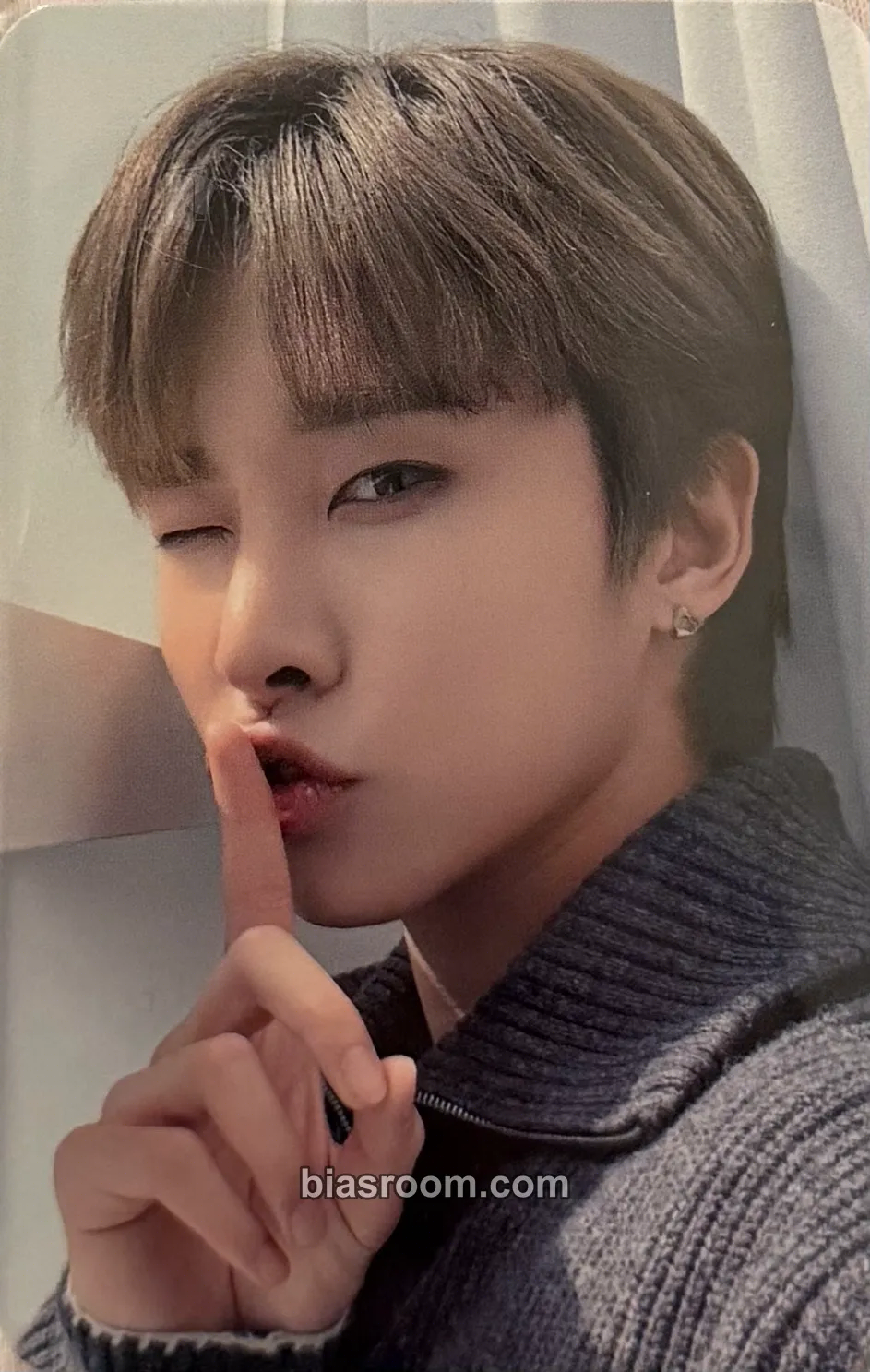 Leon BLUE SET Chapter 1. TRACKS Photocard - TRENDZ - TRENDZ K-pop photocard