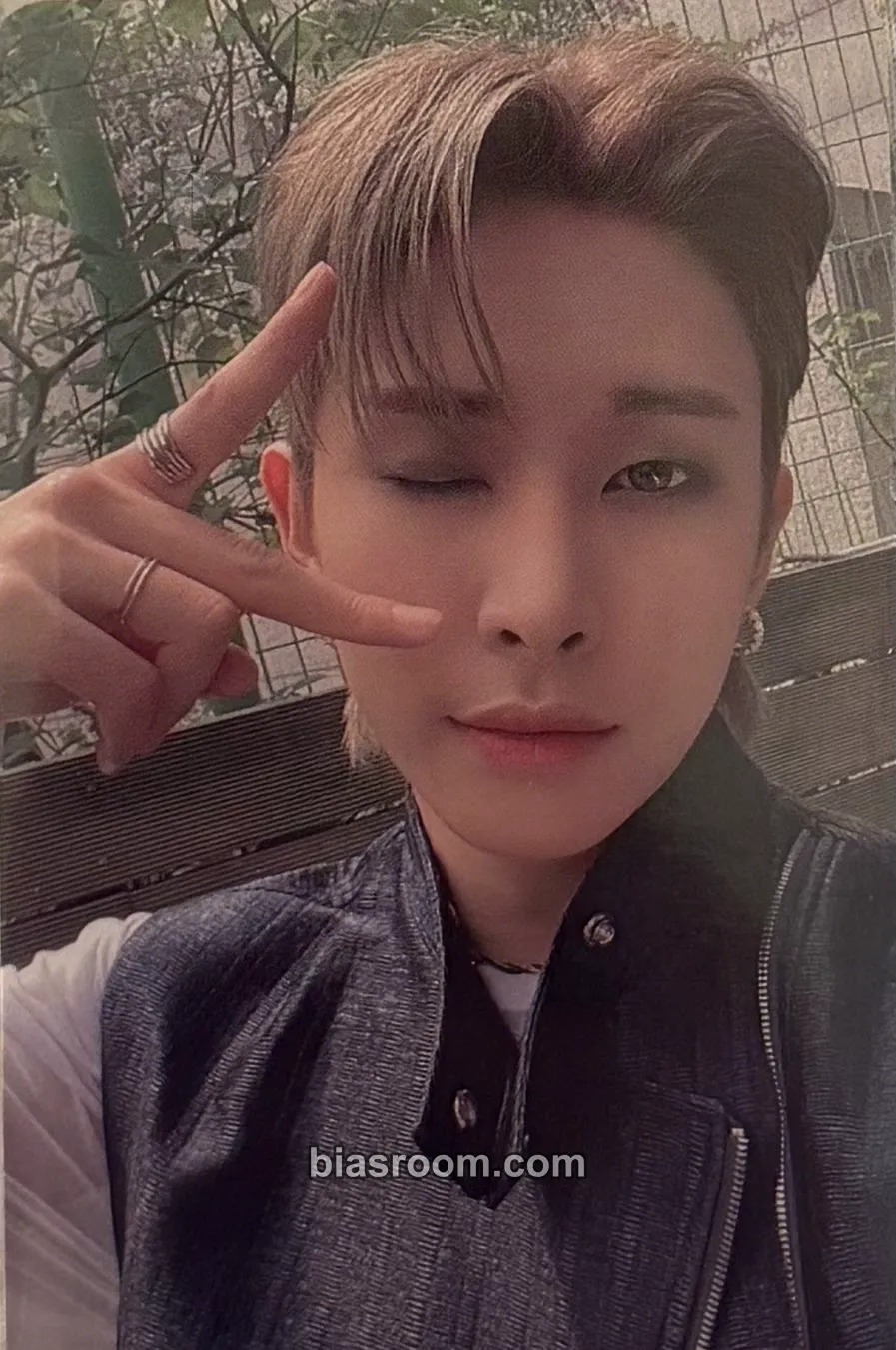 Leon BLUE SET Chapter 2. CHOICE Photocard - TRENDZ - TRENDZ K-pop photocard