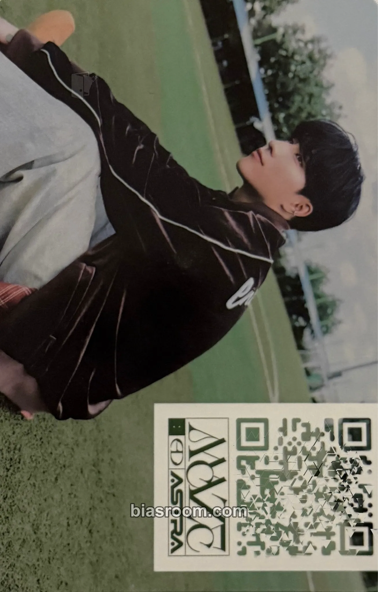 Harin Maze: Ad Astra Photocard - ONEWE - ONEWE K-pop photocard