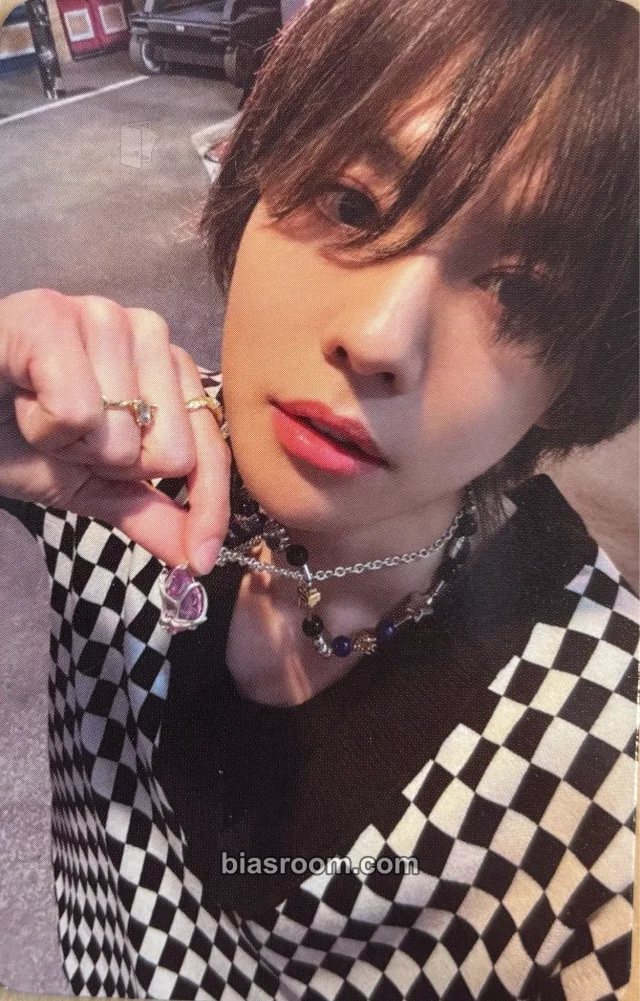 WINNER - Jinu - HOLIDAY Album