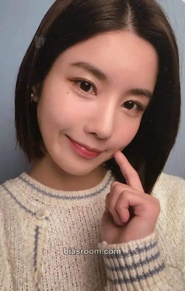 Kwon Eunbi Color Photocard - Kwon Eunbi K-pop photocard