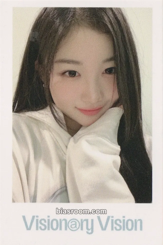 Kaede Performante Photocard - tripleS - tripleS K-pop photocard
