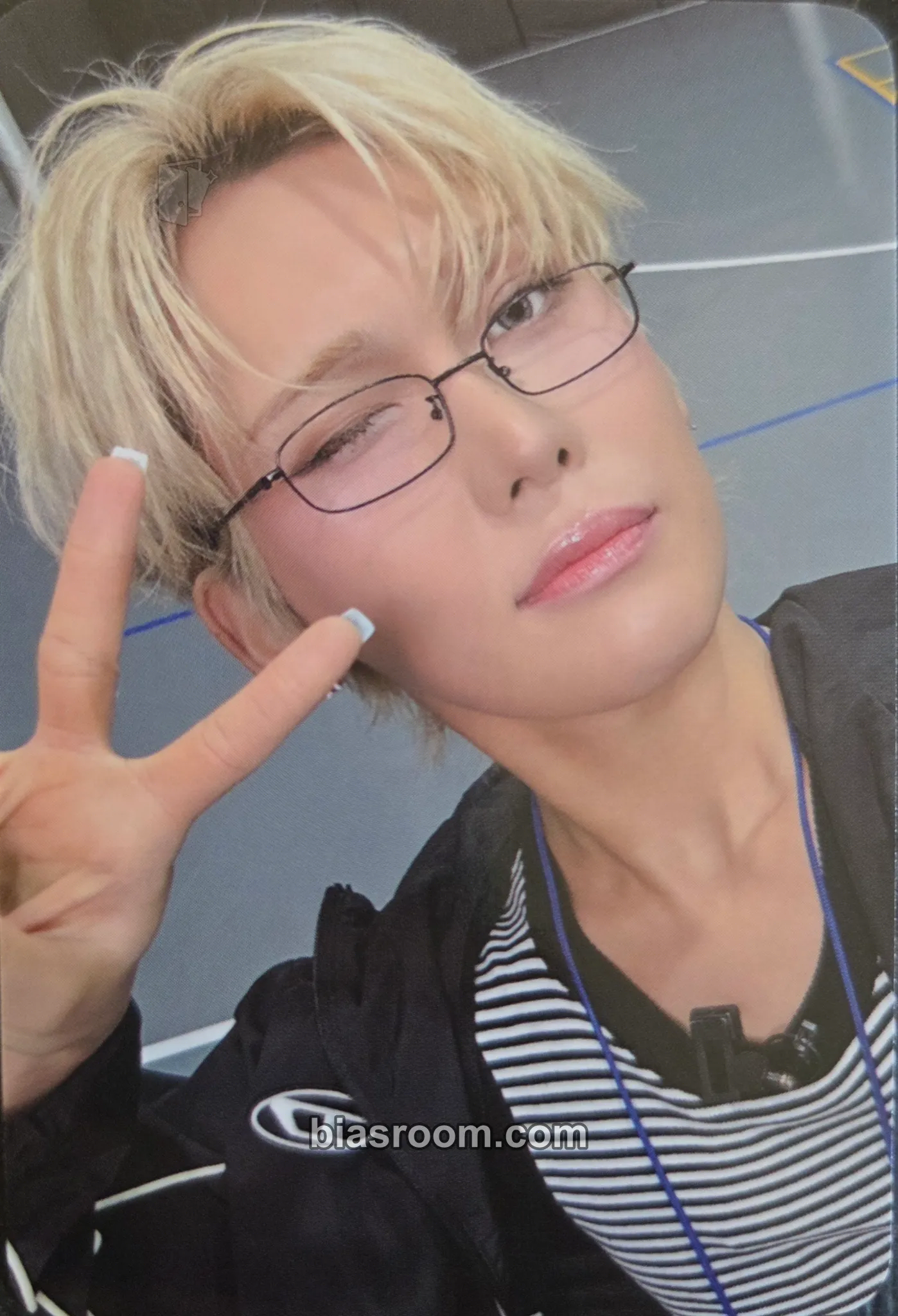 Hyun XLOV x EgoZgo official MD Photocard - XLOV - XLOV K-pop photocard