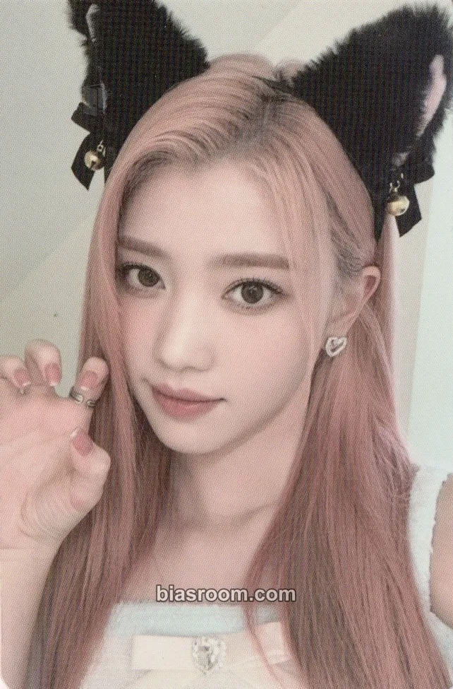Xiaoting 2nd Fan Meeting: Kep1er's Strange Market Photocard - Kep1er - Kep1er K-pop photocard