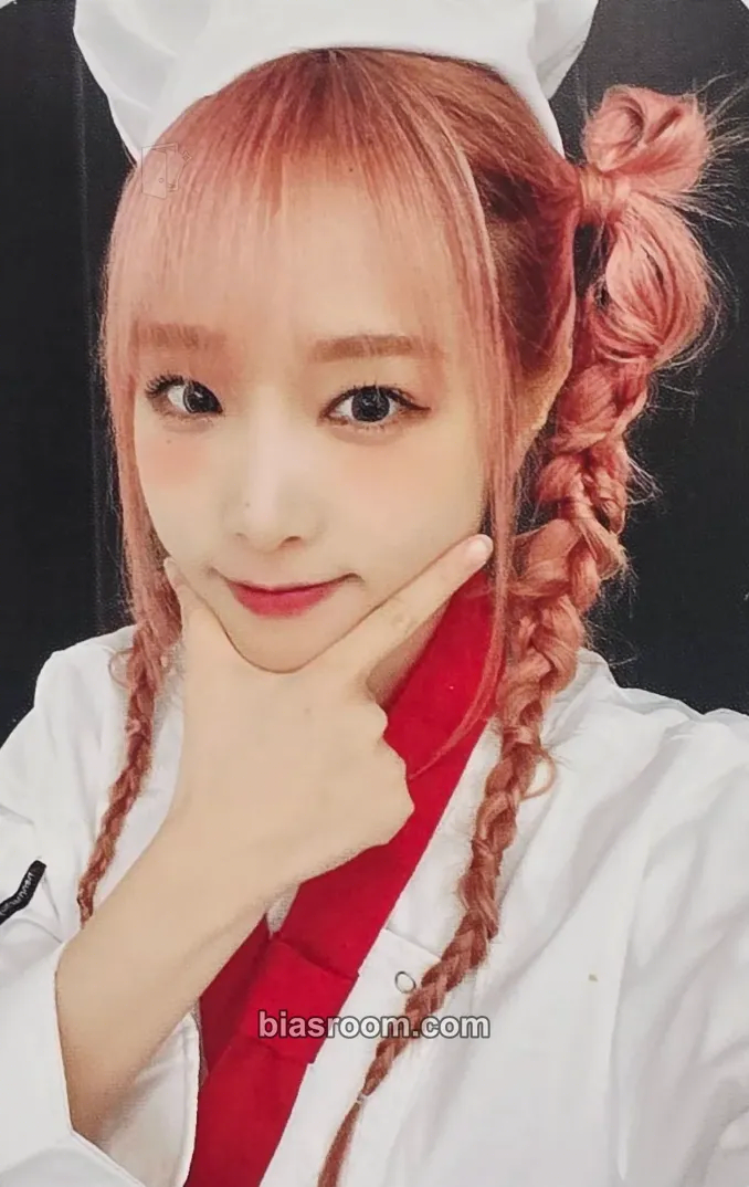 Yena HATE XX Photocard - Yena K-pop photocard