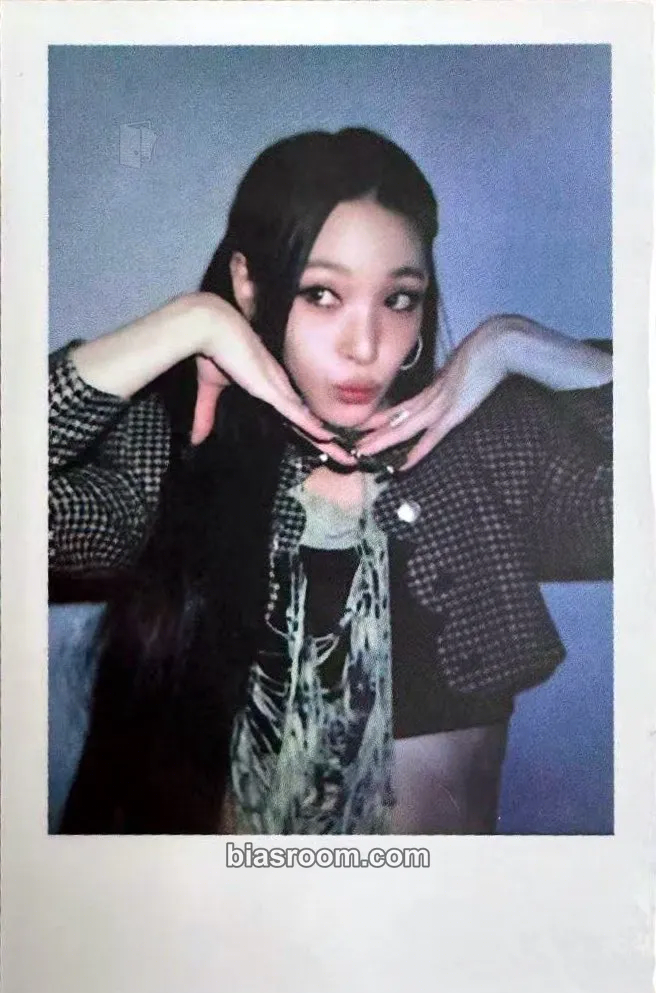 Annie ALLDAY PROJECT Photocard - ALLDAY PROJECT K-pop photocard