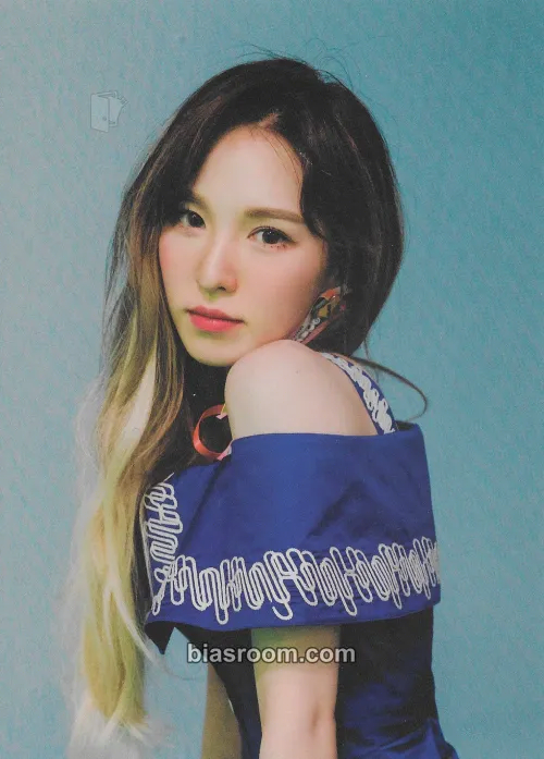Wendy The Red Summer Photocard - Red Velvet - Red Velvet K-pop photocard