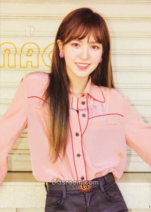 Wendy REDMARE: Red Velvet Second Concert Photocard - Red Velvet - Red Velvet K-pop photocard