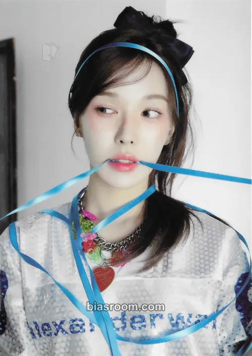 Wendy Wish You Hell Photocard - Red Velvet - Red Velvet K-pop photocard