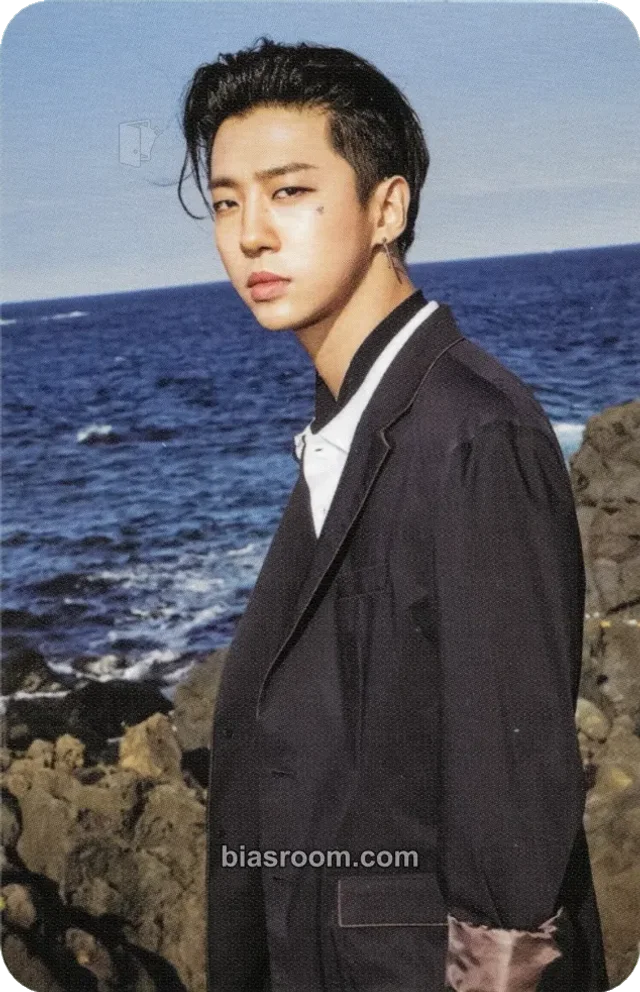 BANG&JUNG&YOO&MOON - Yongguk - Blue Album album photocard A version