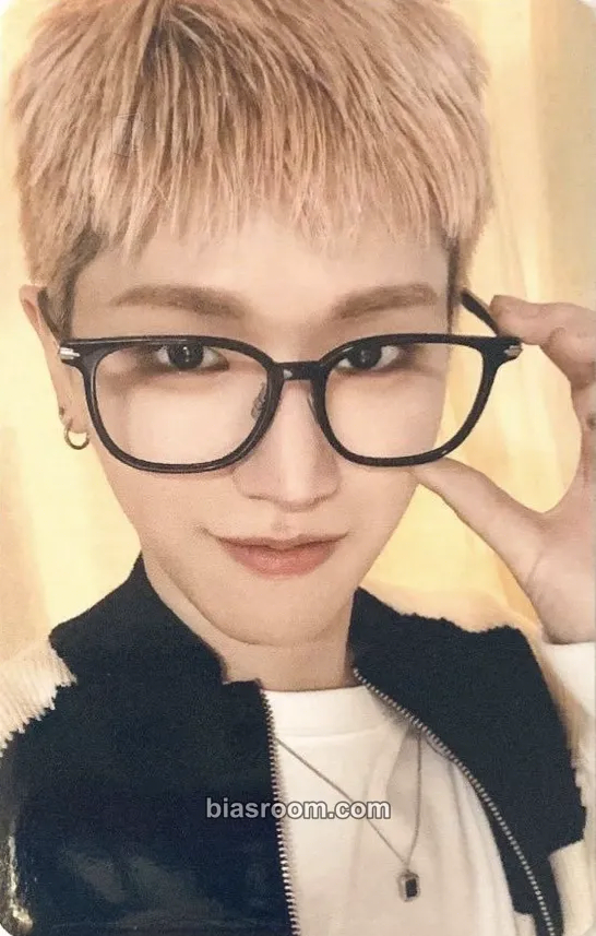 Riwoo HOW? Photocard - BOYNEXTDOOR - BOYNEXTDOOR K-pop photocard