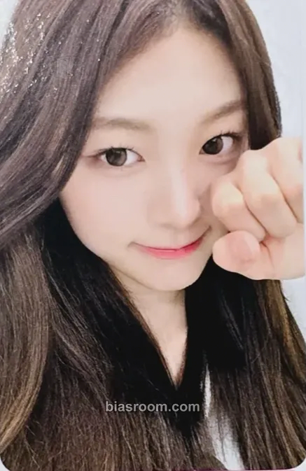 Minami Re:Scene Photocard - RESCENE - RESCENE K-pop photocard
