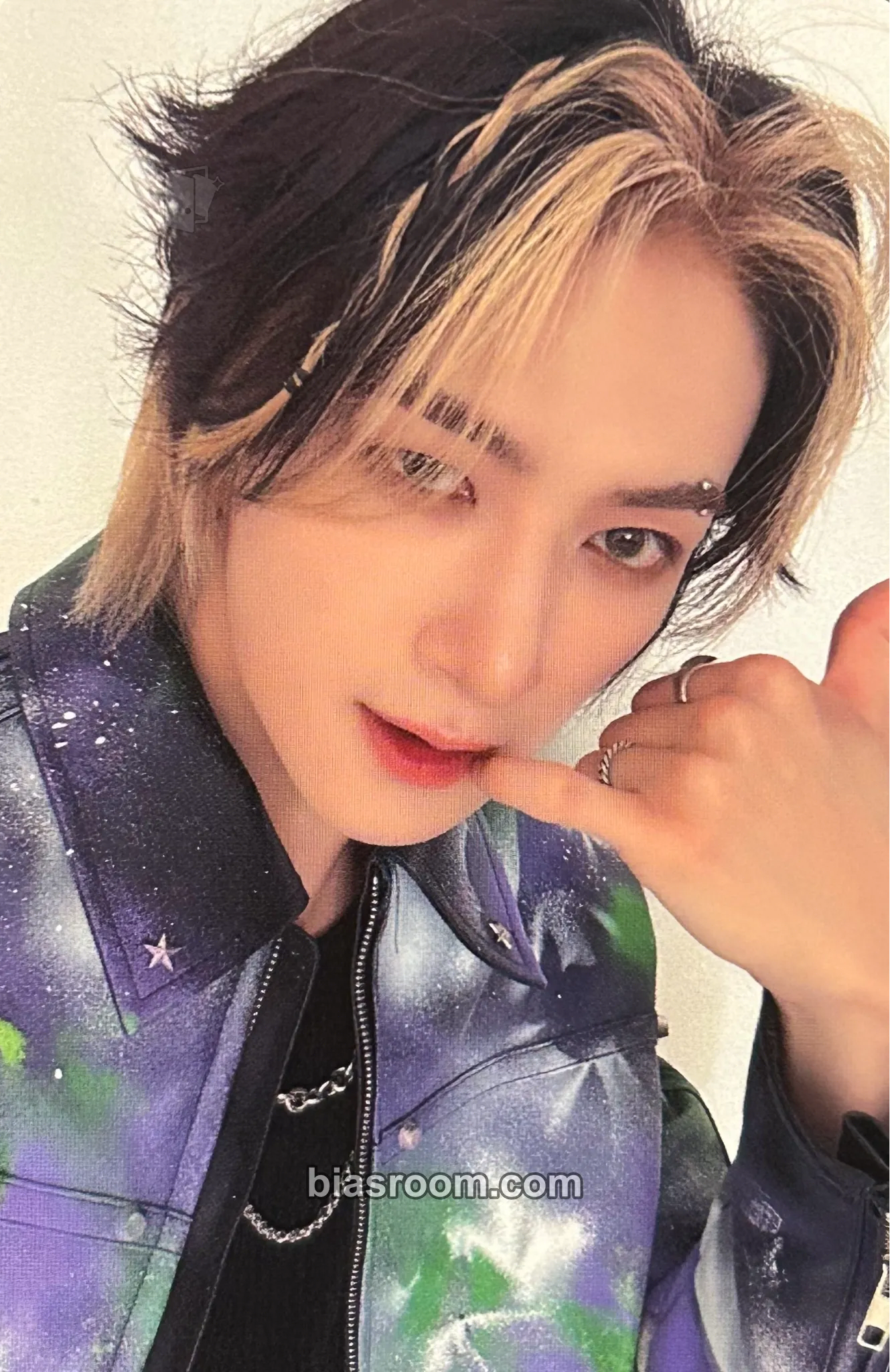 Yoonwoo Chameleon Photocard - TRENDZ - TRENDZ K-pop photocard