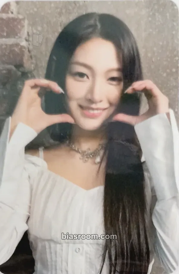Minami Re:Scene Photocard - RESCENE - RESCENE K-pop photocard