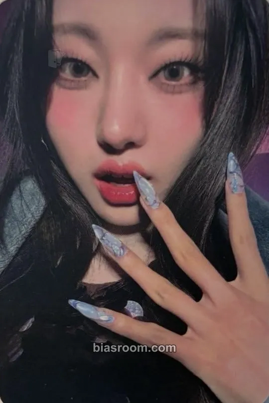 Sheon The Collective Soul and Unconscious: Chapter Two Photocard - Billlie - Billlie K-pop photocard