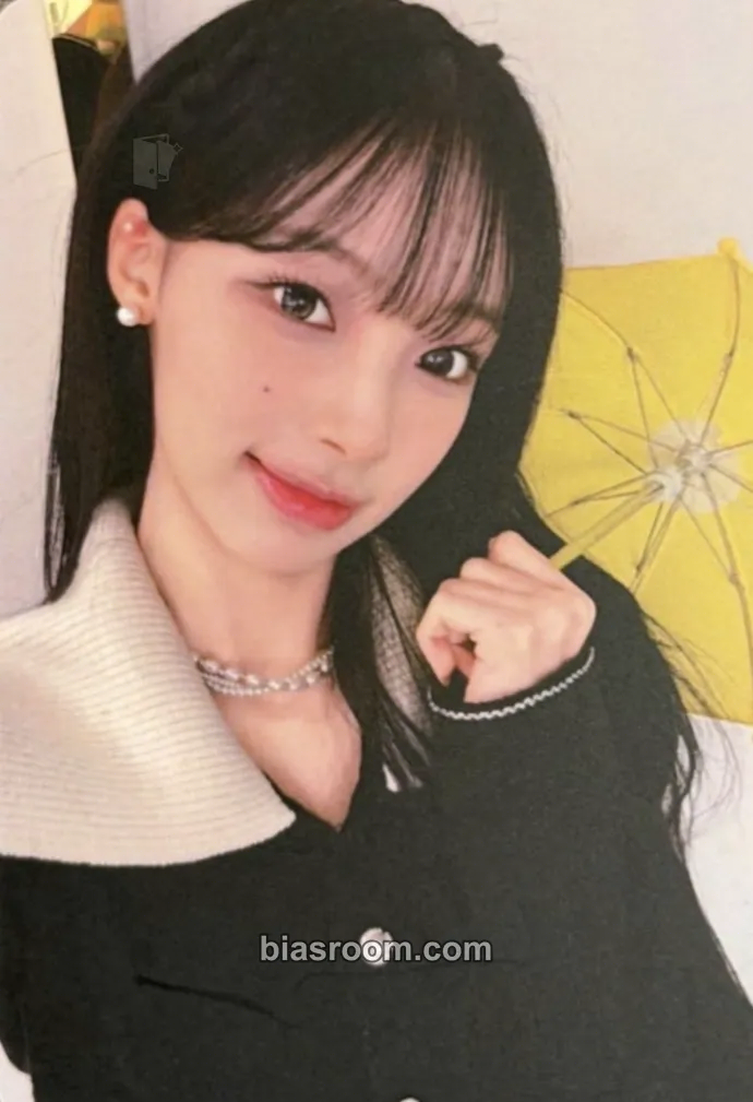 Woni lip bomb Photocard - RESCENE - RESCENE K-pop photocard