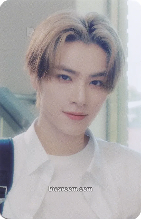 Xiaojun 2026 Season's Greetings Photocard - WayV - WayV K-pop photocard