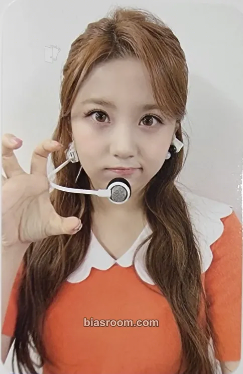 Yuna DELIGHT Photocard - CSR - CSR K-pop photocard