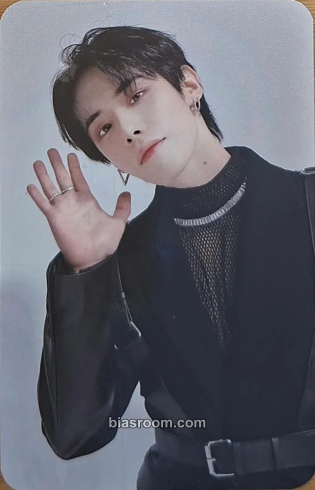 Omega X - Xen - Love Me Like Album album photocard
