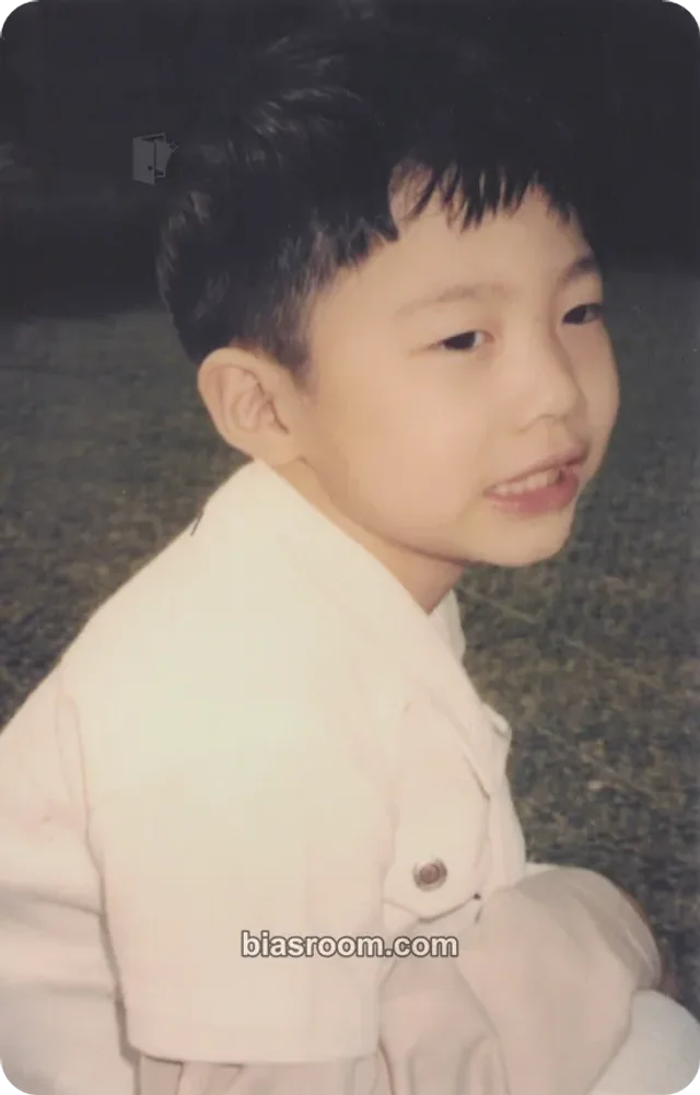 GIRIBOY - GIRIBOY - I Tend to Get Tongue-tied Album album photocard photocard set