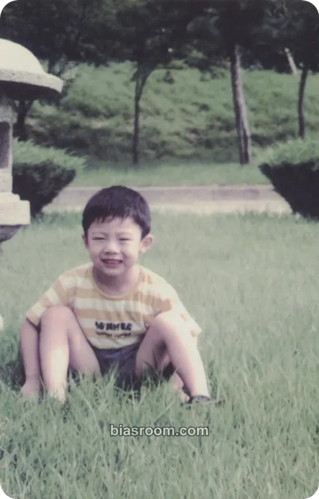 GIRIBOY - GIRIBOY - I Tend to Get Tongue-tied Album album photocard photocard set