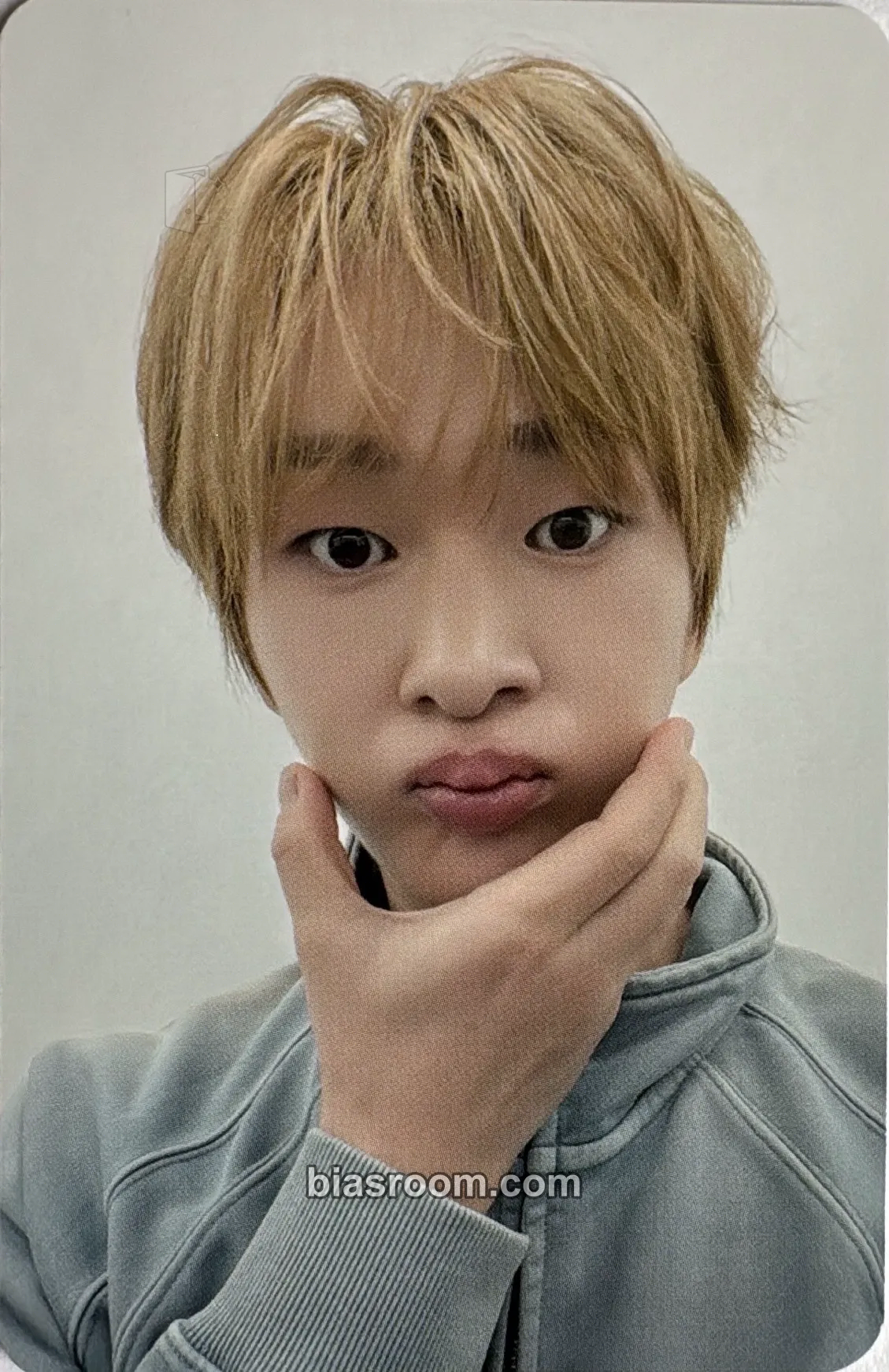 Onew Tough Love Photocard - SHINee - SHINee K-pop photocard