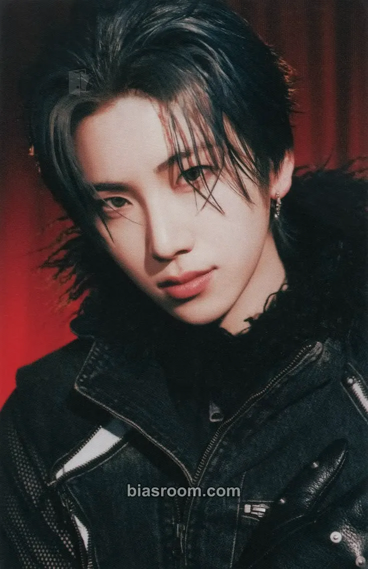 Yuma AWAKEN THE BLOODLINE (Asia Tour) Photocard - &TEAM - &TEAM K-pop photocard