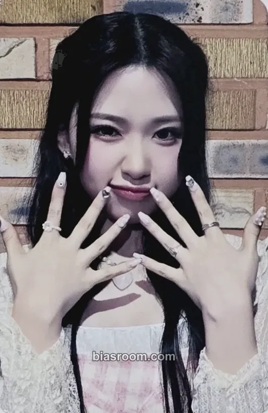 Zena Re:Scene Photocard - RESCENE - RESCENE K-pop photocard