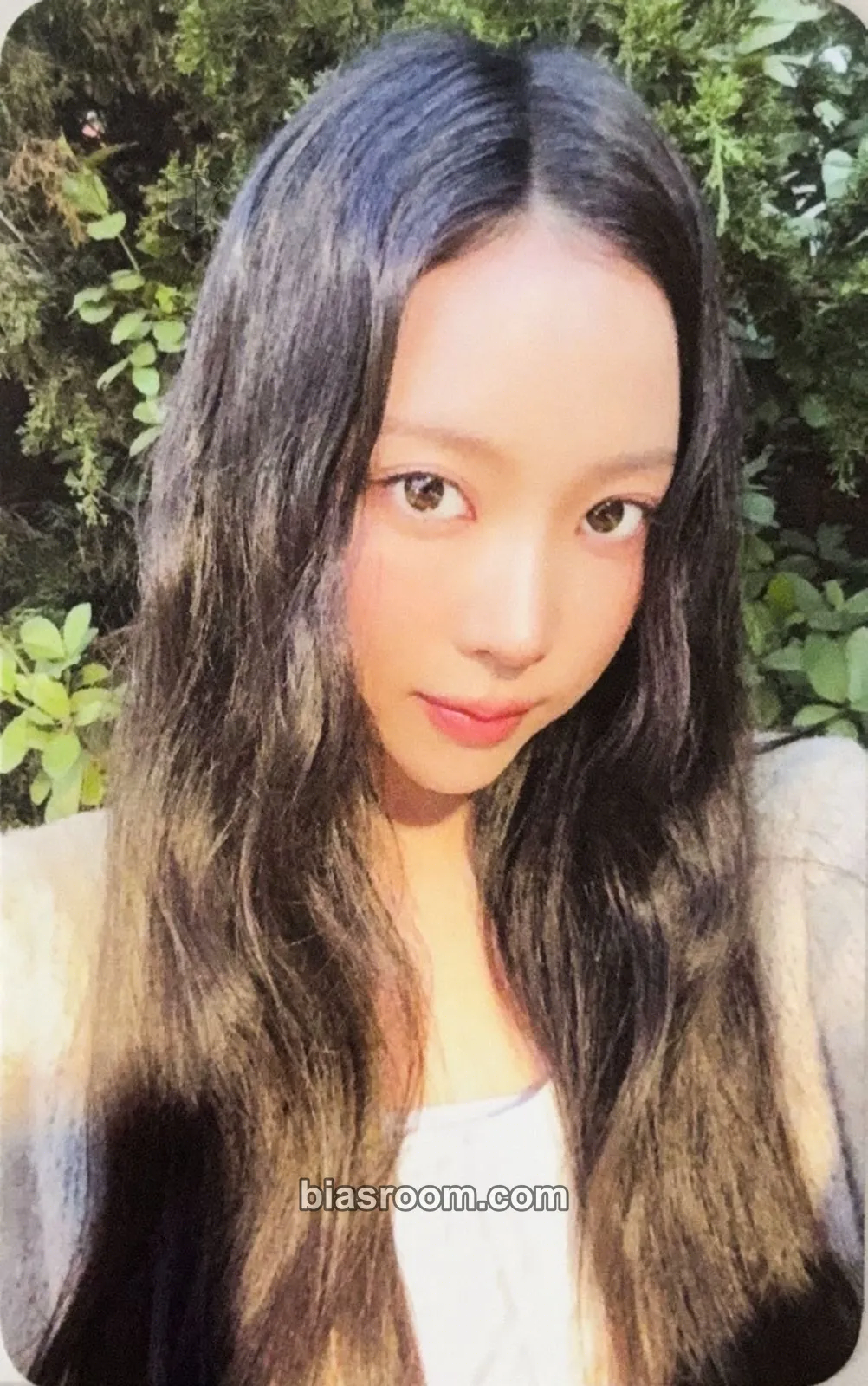 Narin 2026 Season’s Greetings Photocard - MEOVV - MEOVV K-pop photocard