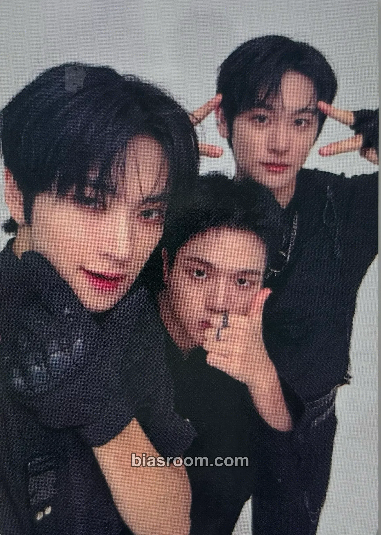 GLOW Tour in Europe pt.2 - Crime Photocard - TRENDZ - TRENDZ K-pop photocard