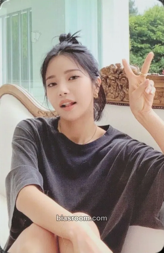 Solar WAW Photocard - MAMAMOO - MAMAMOO K-pop photocard