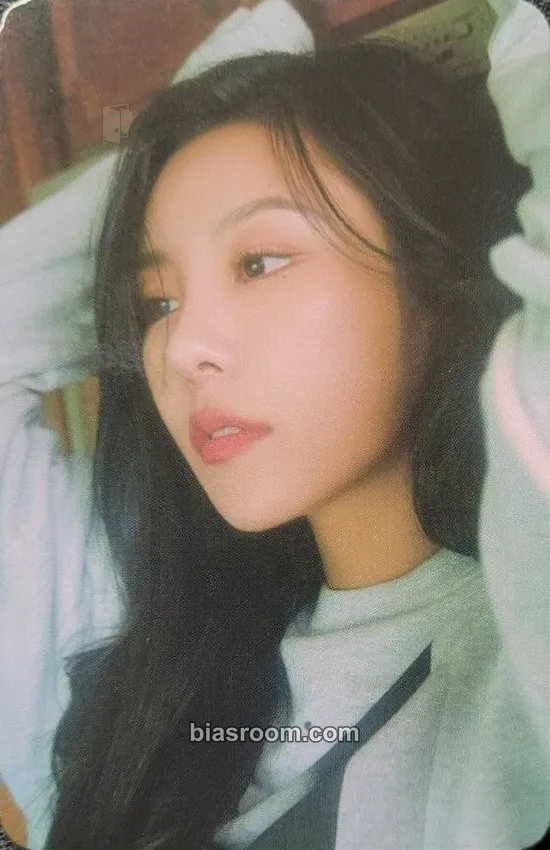 Wheein WAW Photocard - MAMAMOO - MAMAMOO K-pop photocard