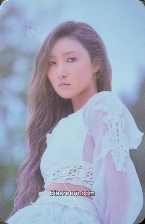 Hwasa WAW Photocard - MAMAMOO - MAMAMOO K-pop photocard