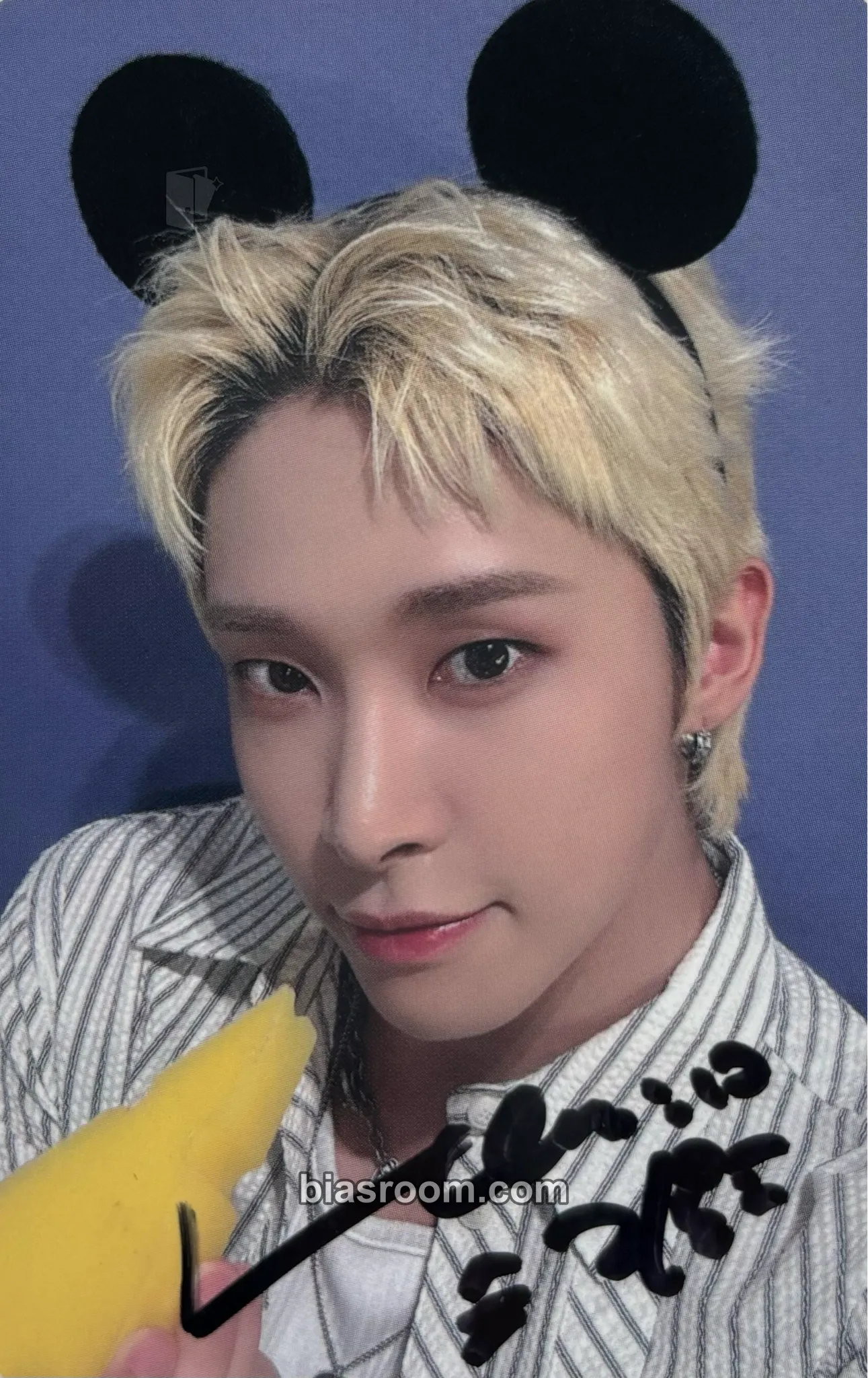 Leon Chameleon Photocard - TRENDZ - TRENDZ K-pop photocard