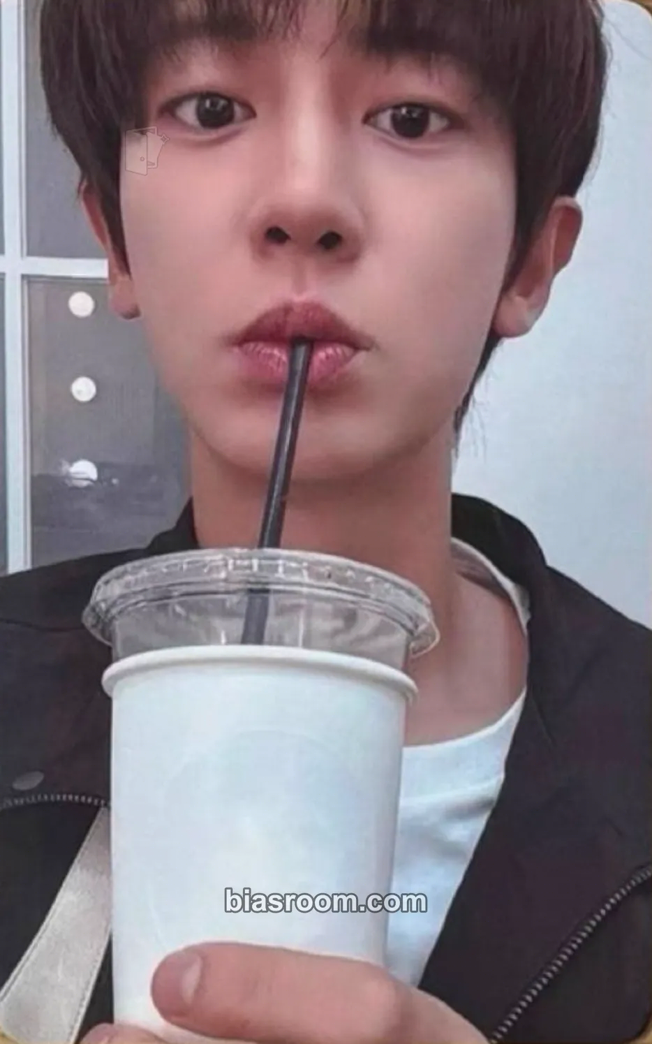 Chanyeol Upside Down Photocard - EXO - EXO K-pop photocard