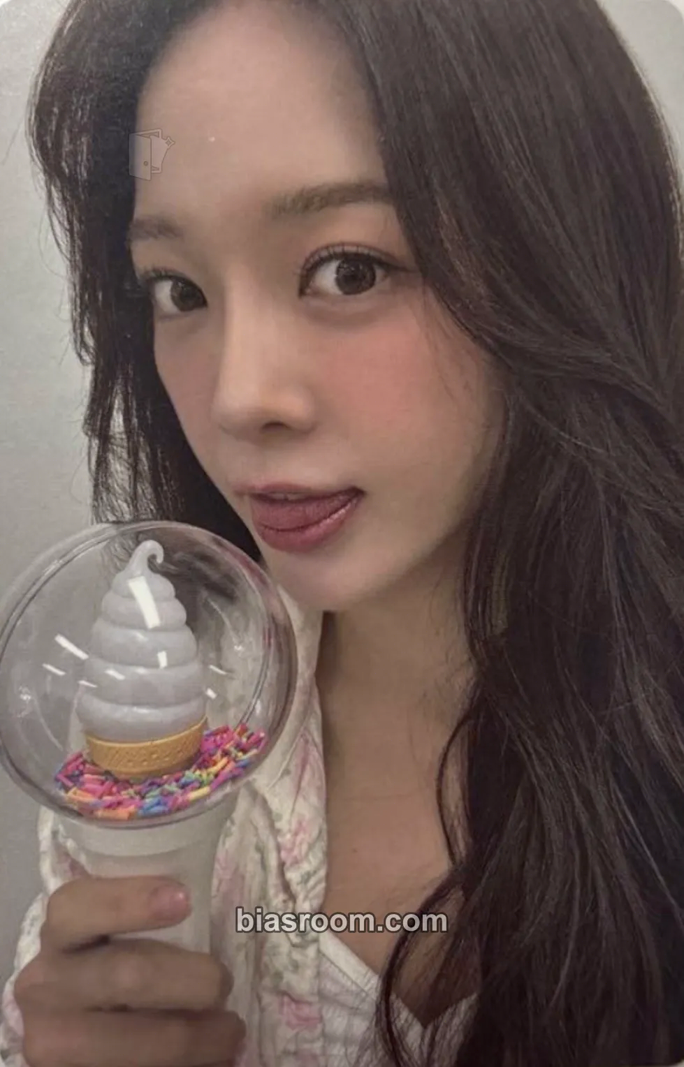 Sejeong Official Lightstick Ver. 2 Photocard - I.O.I - I.O.I K-pop photocard
