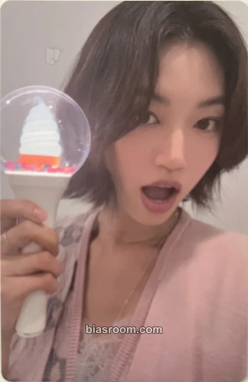 Kim Doyeon Official Lightstick Ver. 2 Photocard - I.O.I - I.O.I K-pop photocard