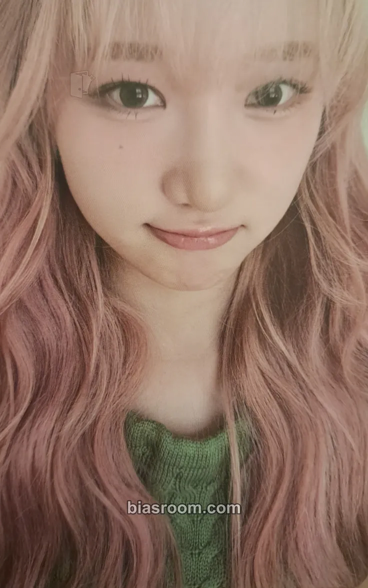 Yeham L'heure Bleue : Prologue Photocard - CSR - CSR K-pop photocard