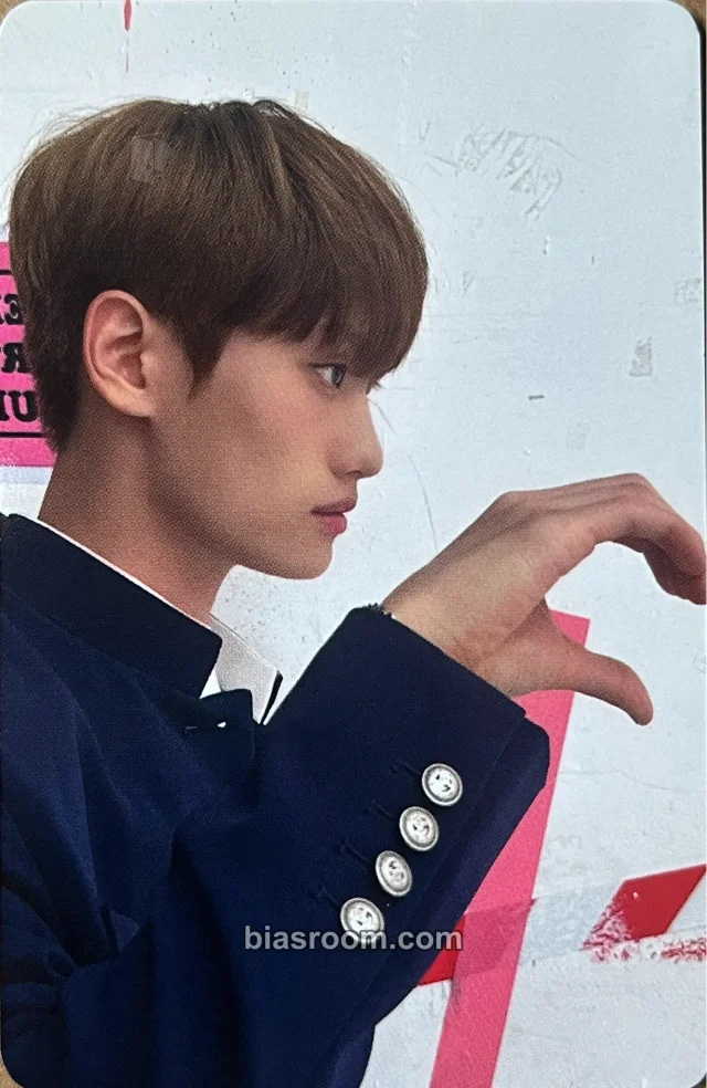 TIOT - Kum Junhyeon - Frame the Blueprint : Prelude to Possibilities Album album photocard double-sided