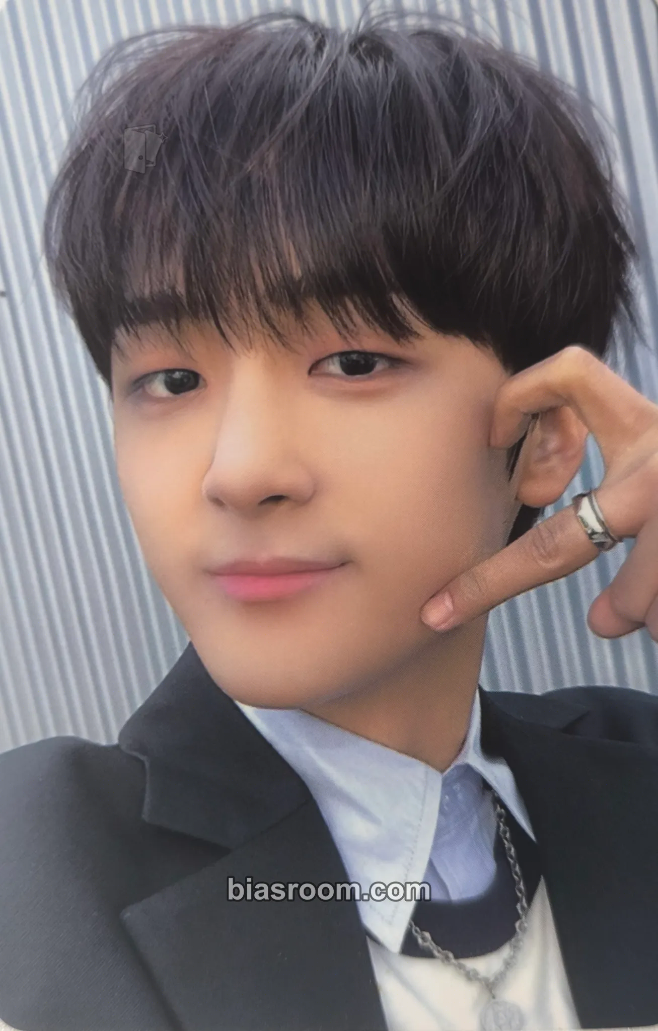 Jinsu Continue? Photocard - LUN8 - LUN8 K-pop photocard
